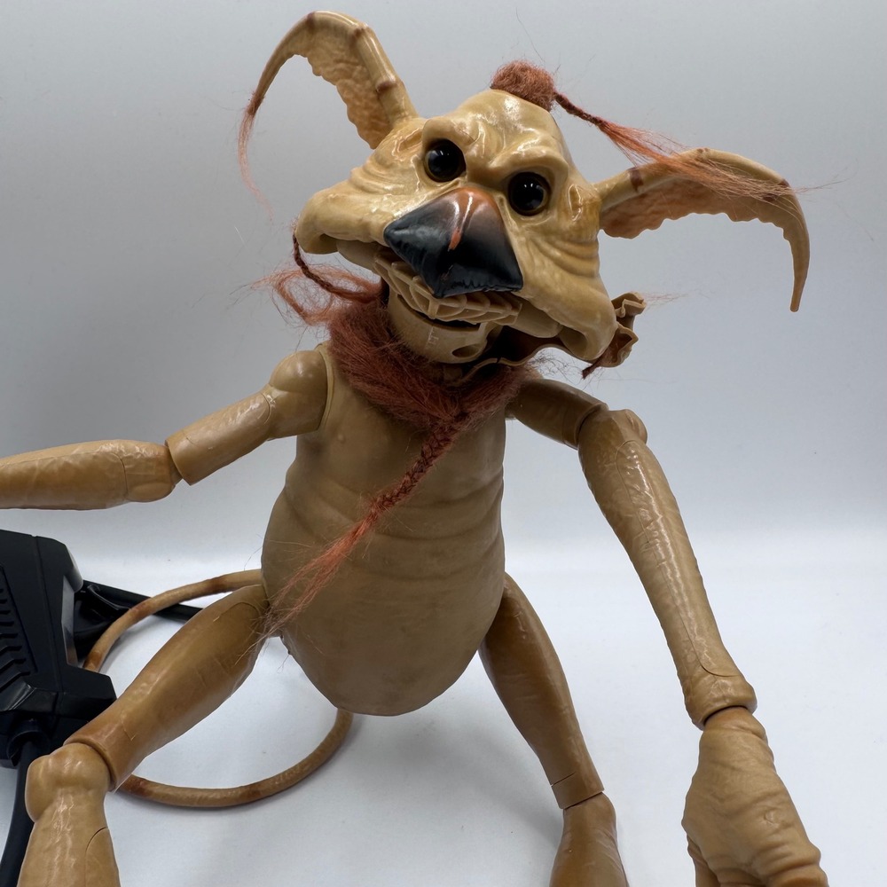Star Wars Galaxy Edge Salacious Crumb Kowakian Monkey-Lizard Puppet Disney Park